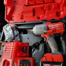 Milwaukee 2767-22 Fuel High Torque 1/2" Impact Wrench w/ Friction Ring Kit

