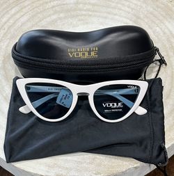 NEW VOGUE GIGI HADID SUNGLASSES VO 5211-S 260480 54 20 WHITE BLUE FRAMES