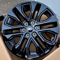2026 FORD F150 RIMS OEM BRAND NEW......( 20" INCH )

