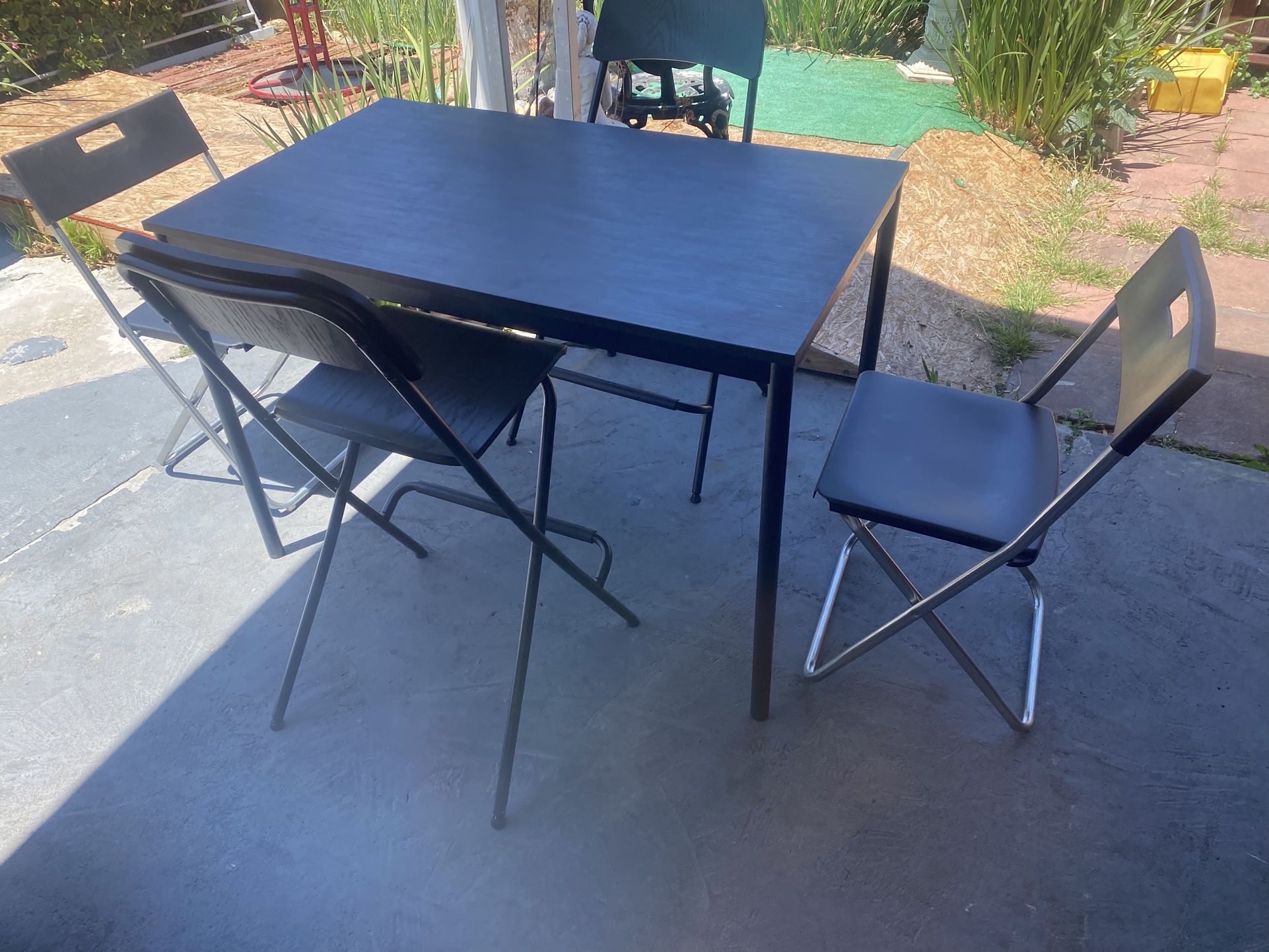 Table And Chairs 