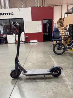 Electric scooter