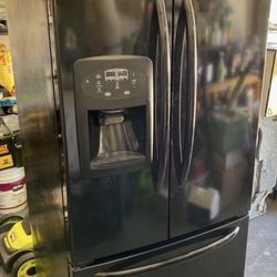 Black French Doors Refrigerator With Bottom Drawer Freezer