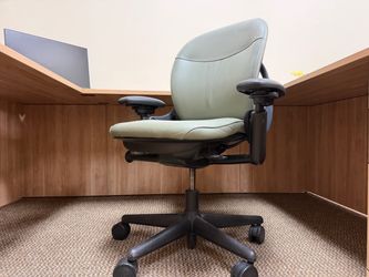 Steelcase Leap Office Chair Light Green Leather