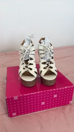 Shoedazzle shoes new white