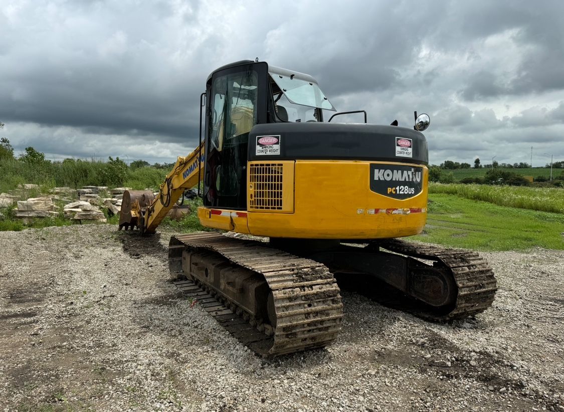 2002 Komatsu 128US