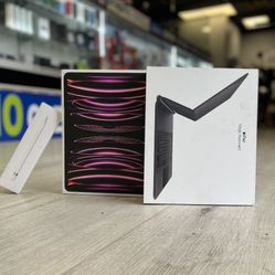 iPad Pro 12.9 inch 6th Gen M2 Chip (Latest Model)