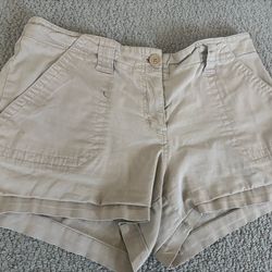 Khaki shorts