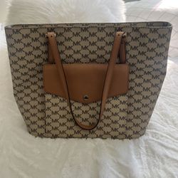 Michael Kors Signature Tote Bag