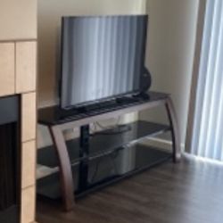 TV Stand Perfect for 65-70 Inch Screens