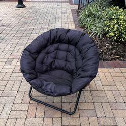 2 Lounge chairs 