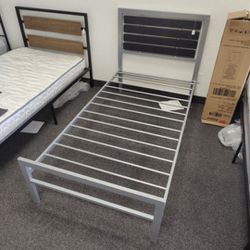 Brand New Twin Size Metal Platform Bed Frame (New In Box) 