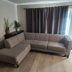 Gray Fabric Sectional Sofa with Chaise