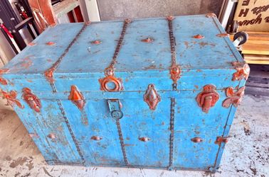 Old trunk