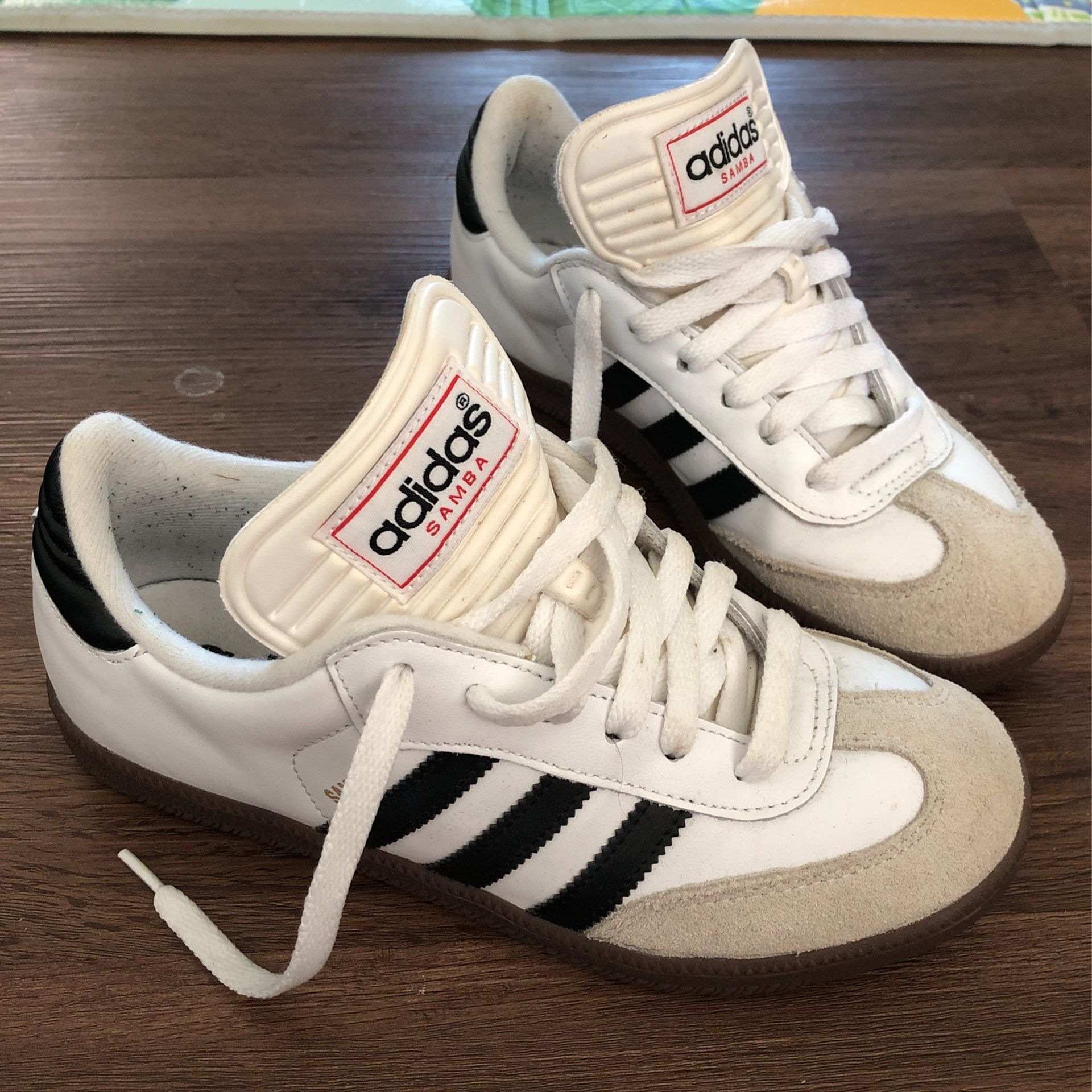 Adidas Sambas