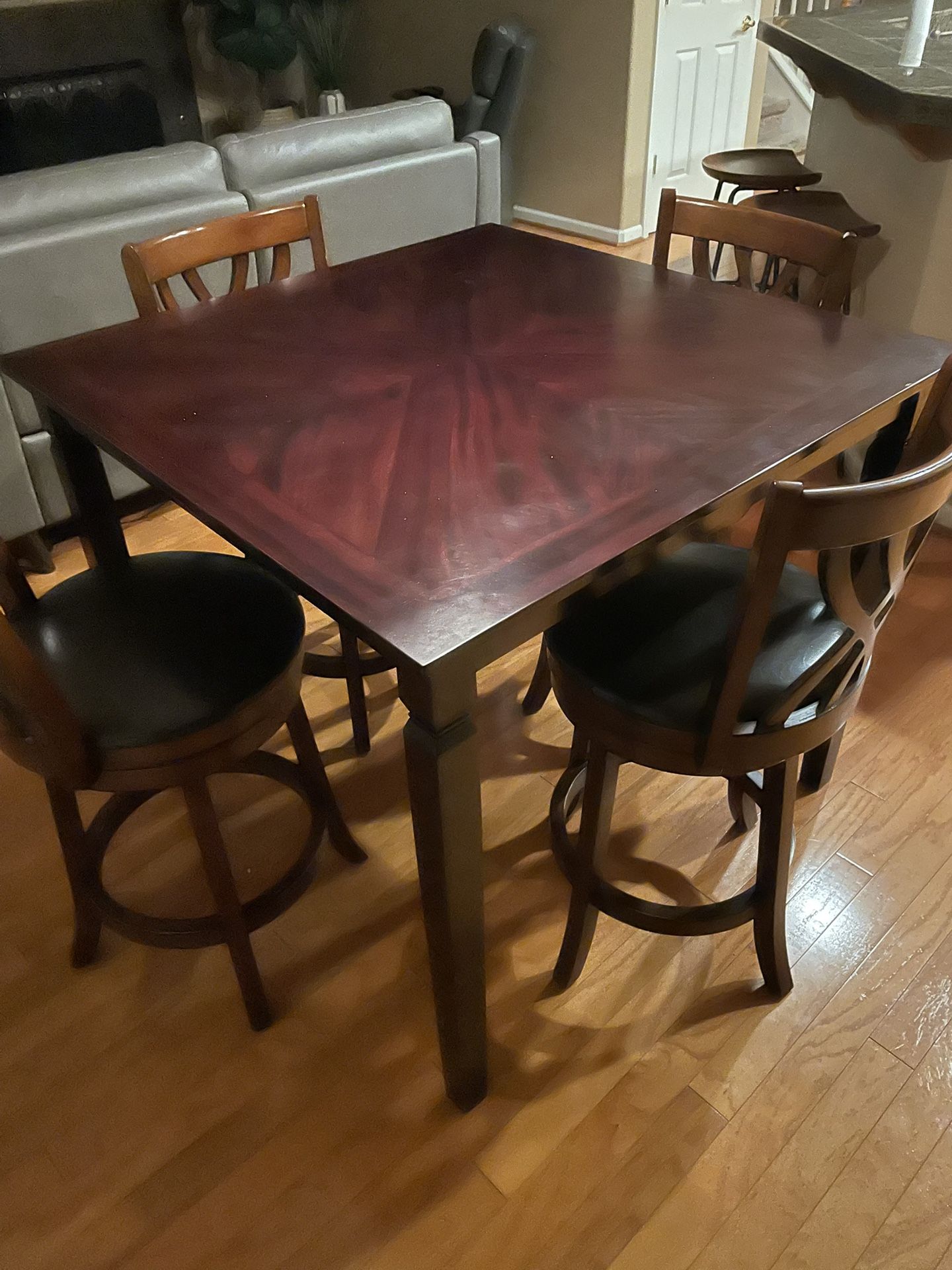 Counter Height kitchen table