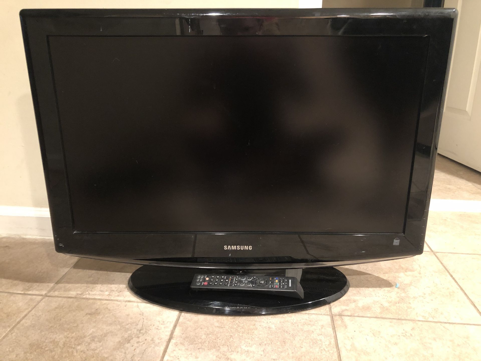 Samsung 32 inch LNT3253H tv