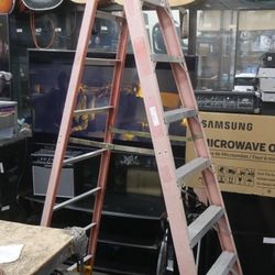 WERNER LADDER RED 8FT 880217-1  