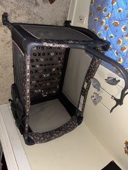 Babygirl XOXO Playpin