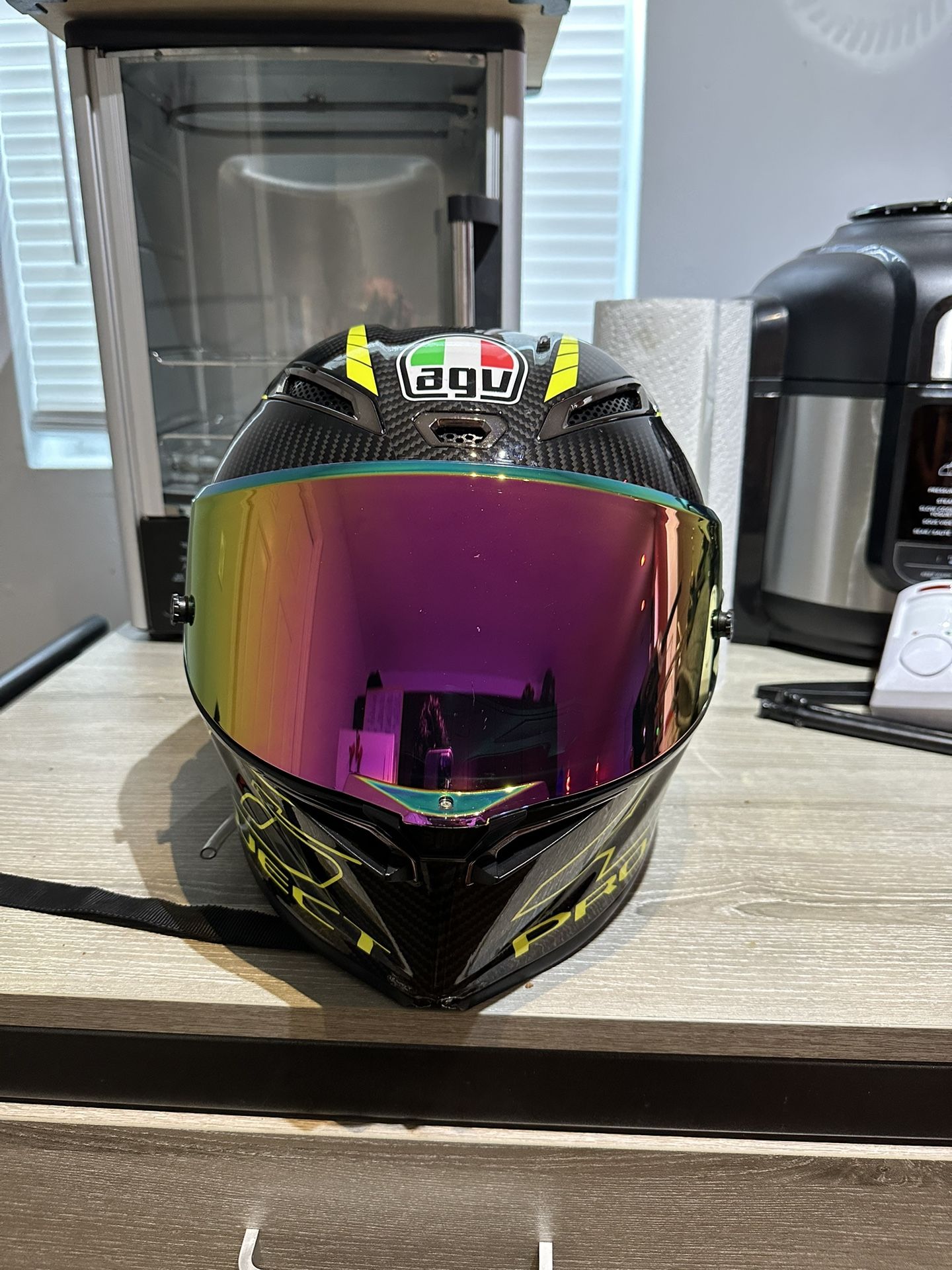 agv pista gp project 46 replica RR Performante Motorcycle Helmet Carbon/Lime LG, Large : Automotive AGV Pista GP RR Helmet