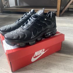 Nike Air Vapor Max Plus