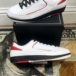 Jordan Retro 2 Low “ Chicago “