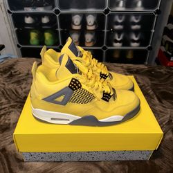 Air Jordan 4 Retro ‘Lightning’ 2021