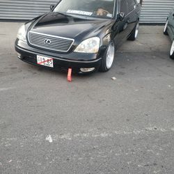 2001 Lexus Ls 430 Under 80,000mls.