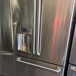 LG French Door Refrigerator ( Counter Depth) 