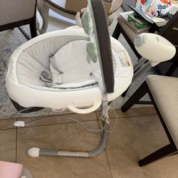 Graco Baby Swing / Bouncer – Brand New, Never Used
