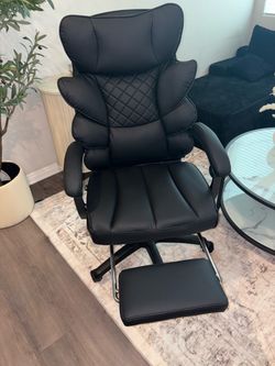 Executive reclining office chair