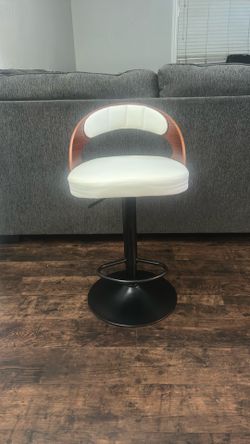 Brand new chair comes in 4 total