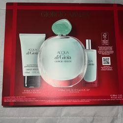 Aqua Di Gioia Giorgio Armani Woman Perfume Set
