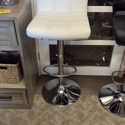 Barstool