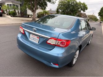 🚗 2013 Toyota Corolla – One Owne