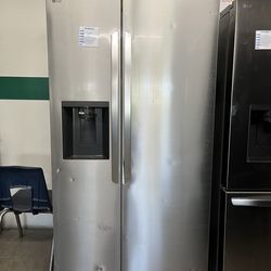 LG side by side refrigerator