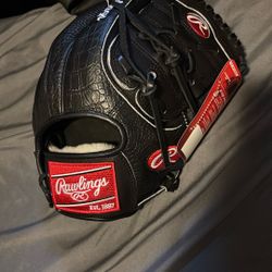 Baseball Glove 