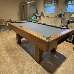 6’ Slate Pool Table For Sale!