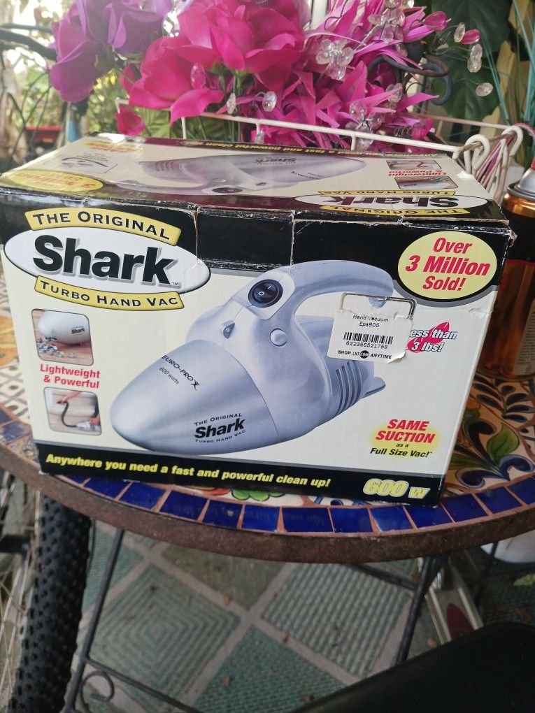 BRAND NEW IN BOX SHARK TURBO HANDY VAC WITH ALL ATTACHMENTS 19 FINAL PRICE PAID 89+