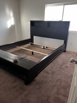 Cal King Bedframe