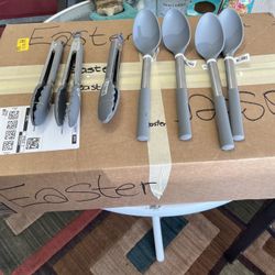 Set of Kitchen Utensils