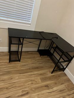 Mesa para computadora 20$
