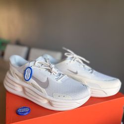 Nike Comfort Ride EasyOn ‘Light Silver Gray Sail White’