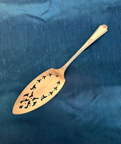 Large Pastry Cake Pie Server-Simon George H. Rogers Silverplate Berkeley design