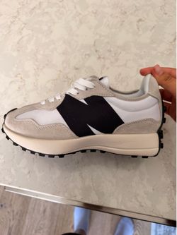 New balance shoes
