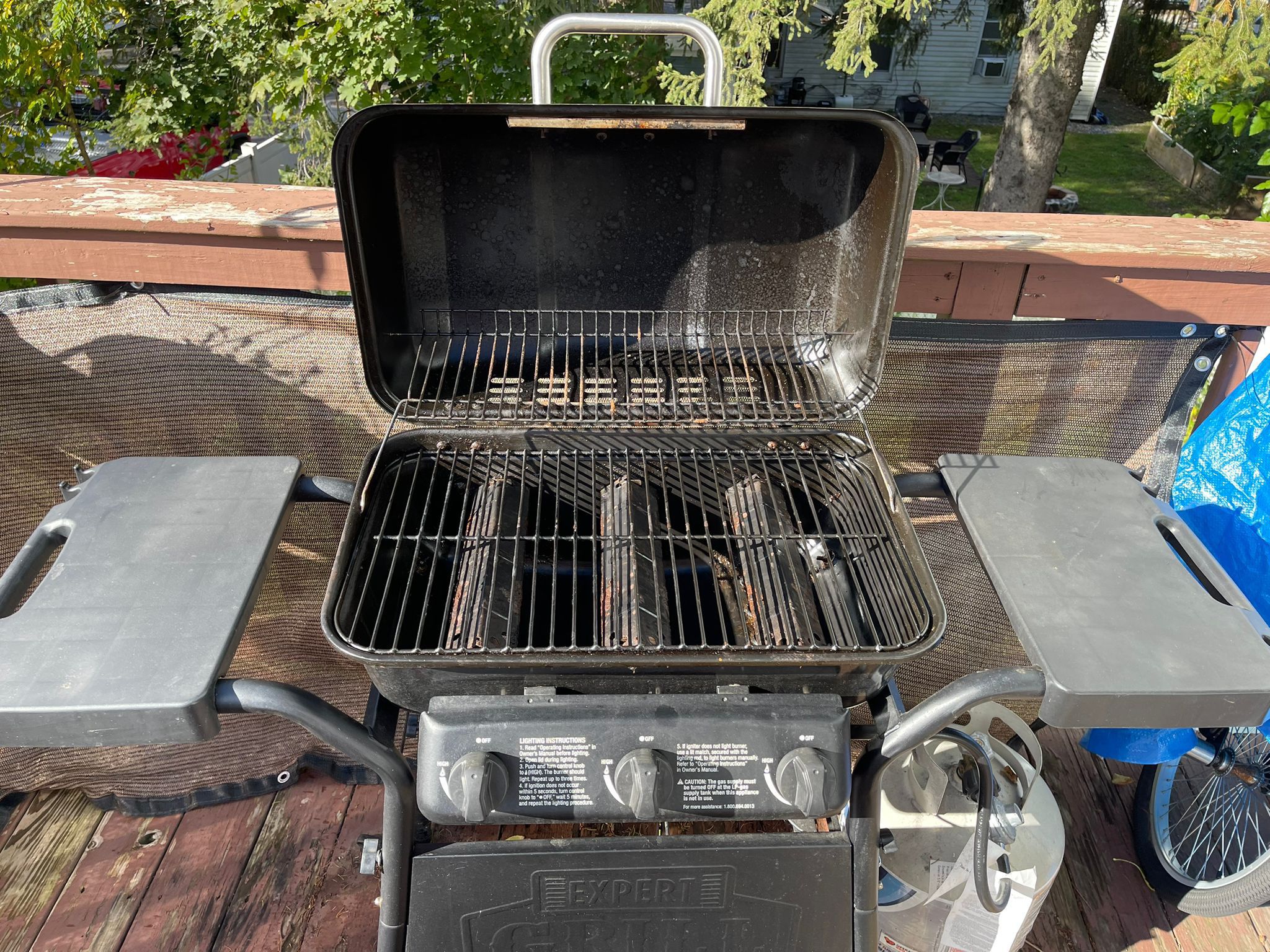 Bbq gas grill with propane gas tank and cover 