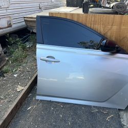 $900.00 Driver Side Door Electric Fits 19-20 NISSAN ALTIMA