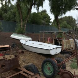 Hobie Cat Holder 14 ft sail boats