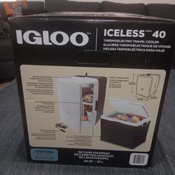 40 Qt Igloo Thermoelectric Portable Cooler/Refrigerator 