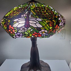 Vintage Tiffany Lamp.