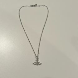 Real Vivienne Westwood Orb Necklace, real with receipt and box. 